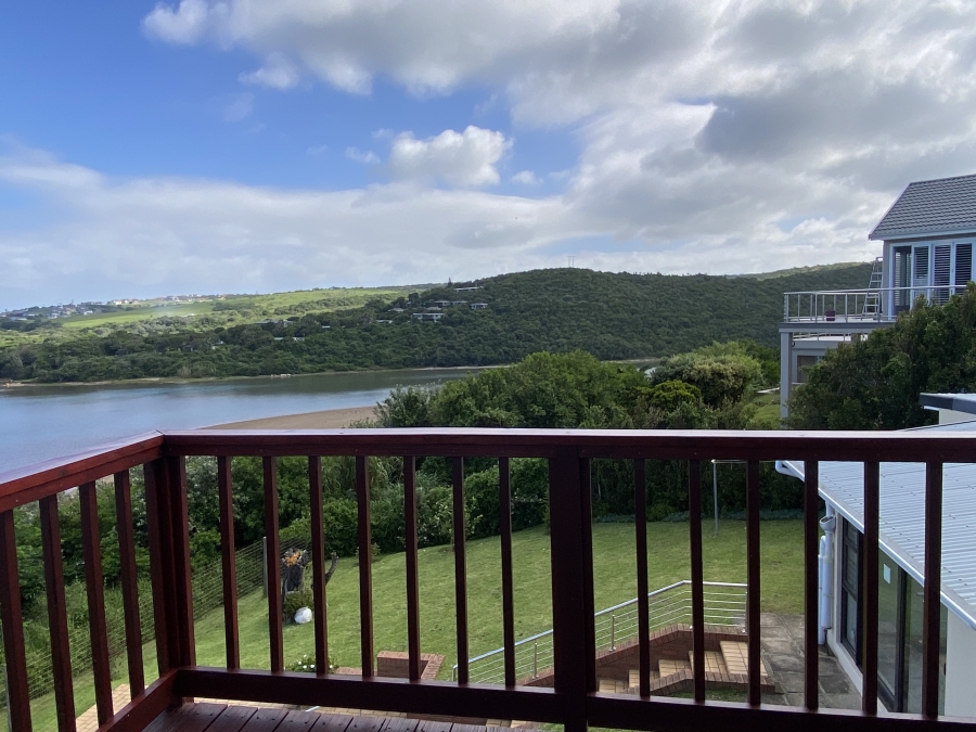 4 Bedroom Property for Sale in Cintsa East Eastern Cape